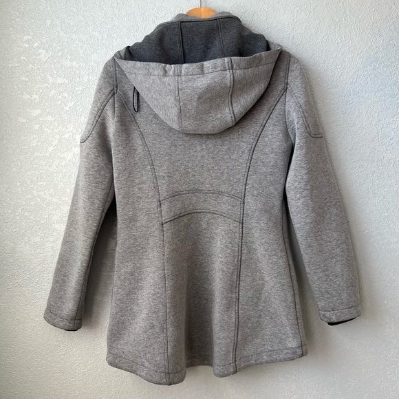 Andrew Marc Gray Hooded Tech Jacket Women’s Small Modern Urban Coat - Picture 2 of 7